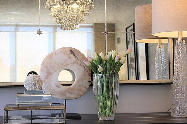 Accents/Decoration Pieces - H&A Outlet