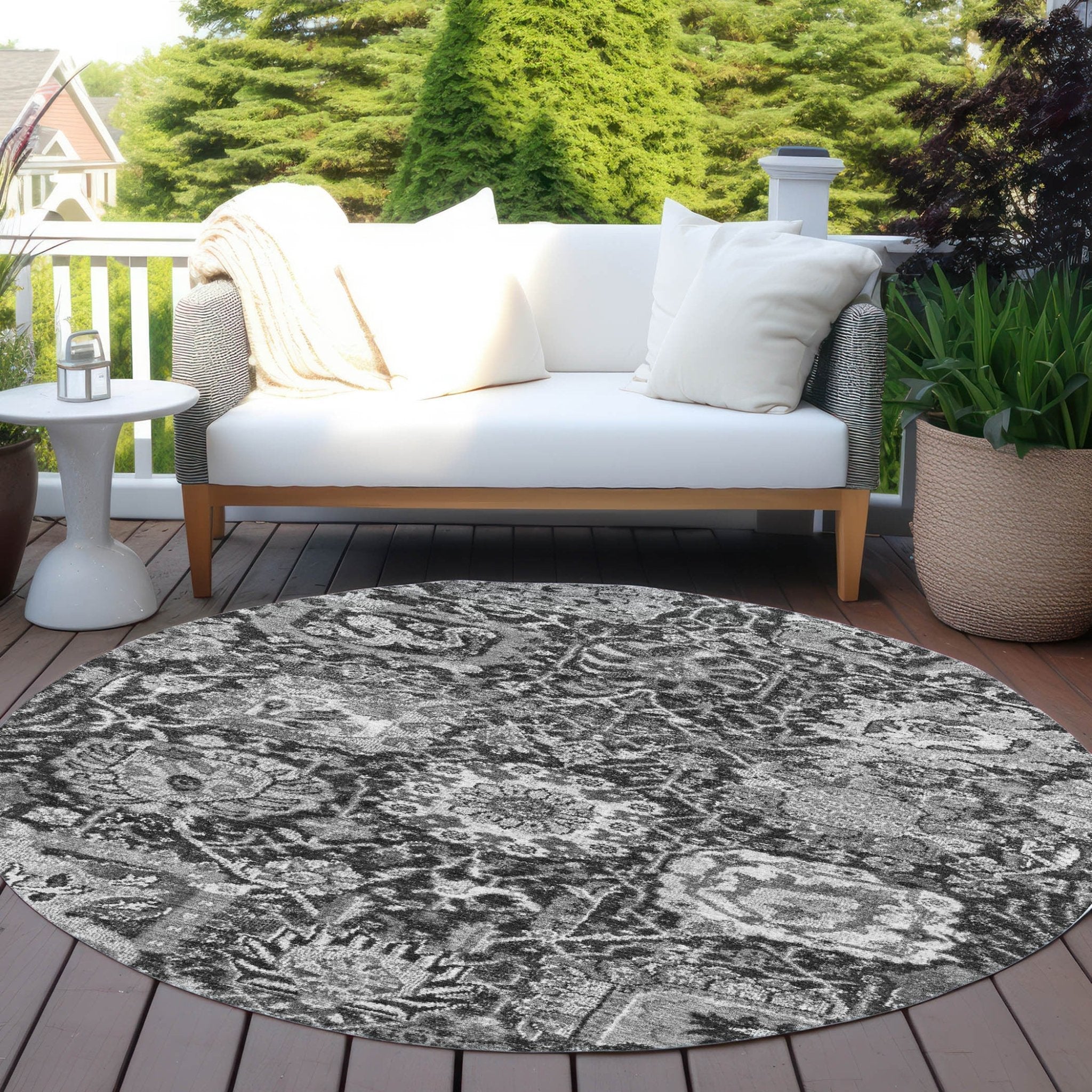 8' Gray And Ash Gray Round Damask Washable Indoor Outdoor Area Rug - H&A Outlet