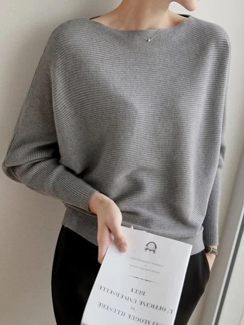 Bat sleeve thick sweater for women's autumn and winter outdoor wear