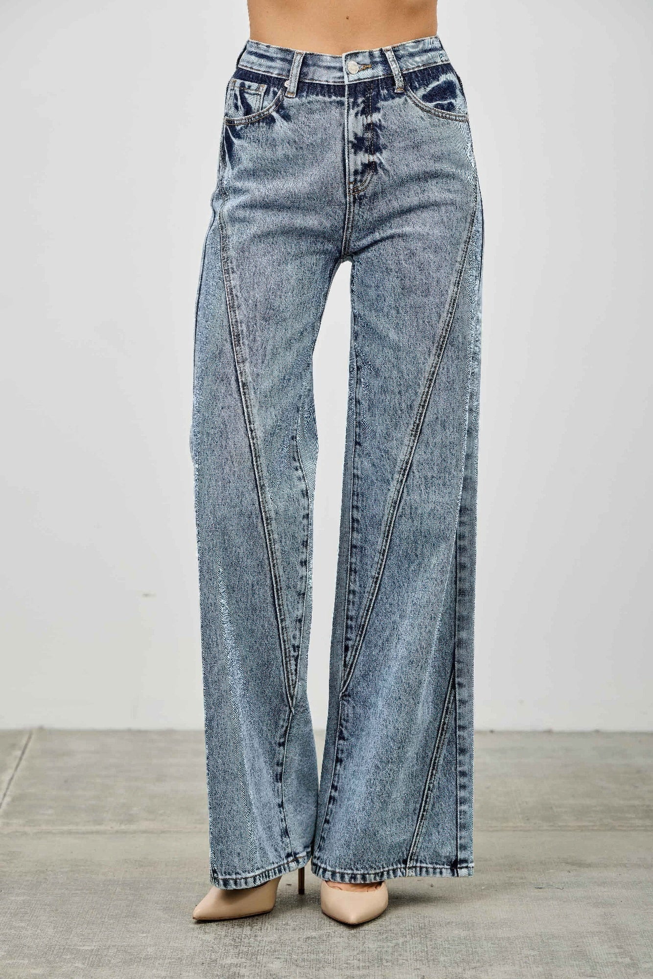 High Rise Relaxed Straight With Seam Detail - H&A Outlet