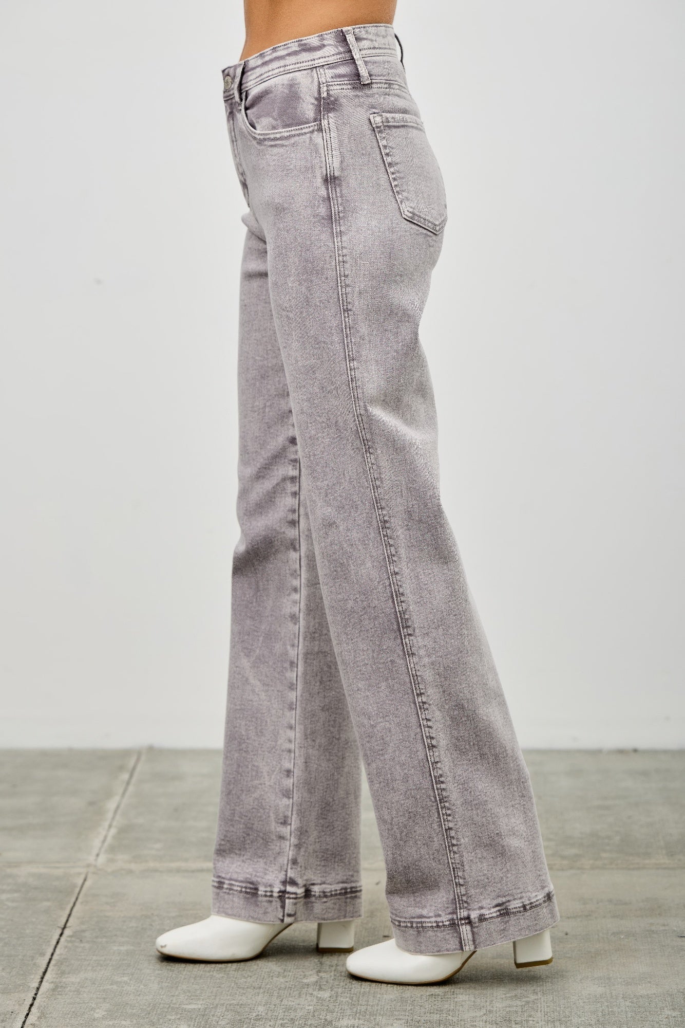 High Rise Slim Wide Straight - H&A Outlet