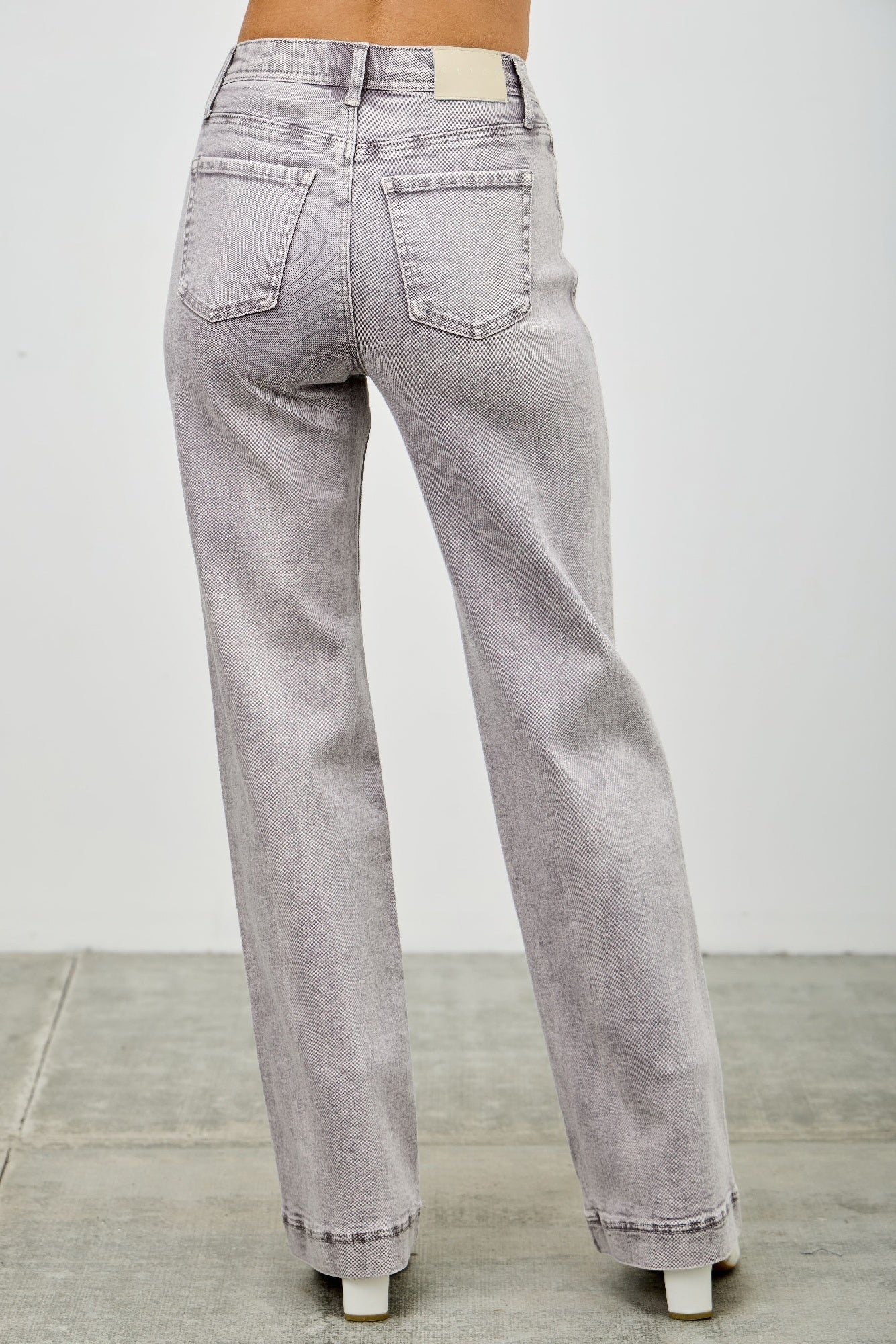 High Rise Slim Wide Straight - H&A Outlet