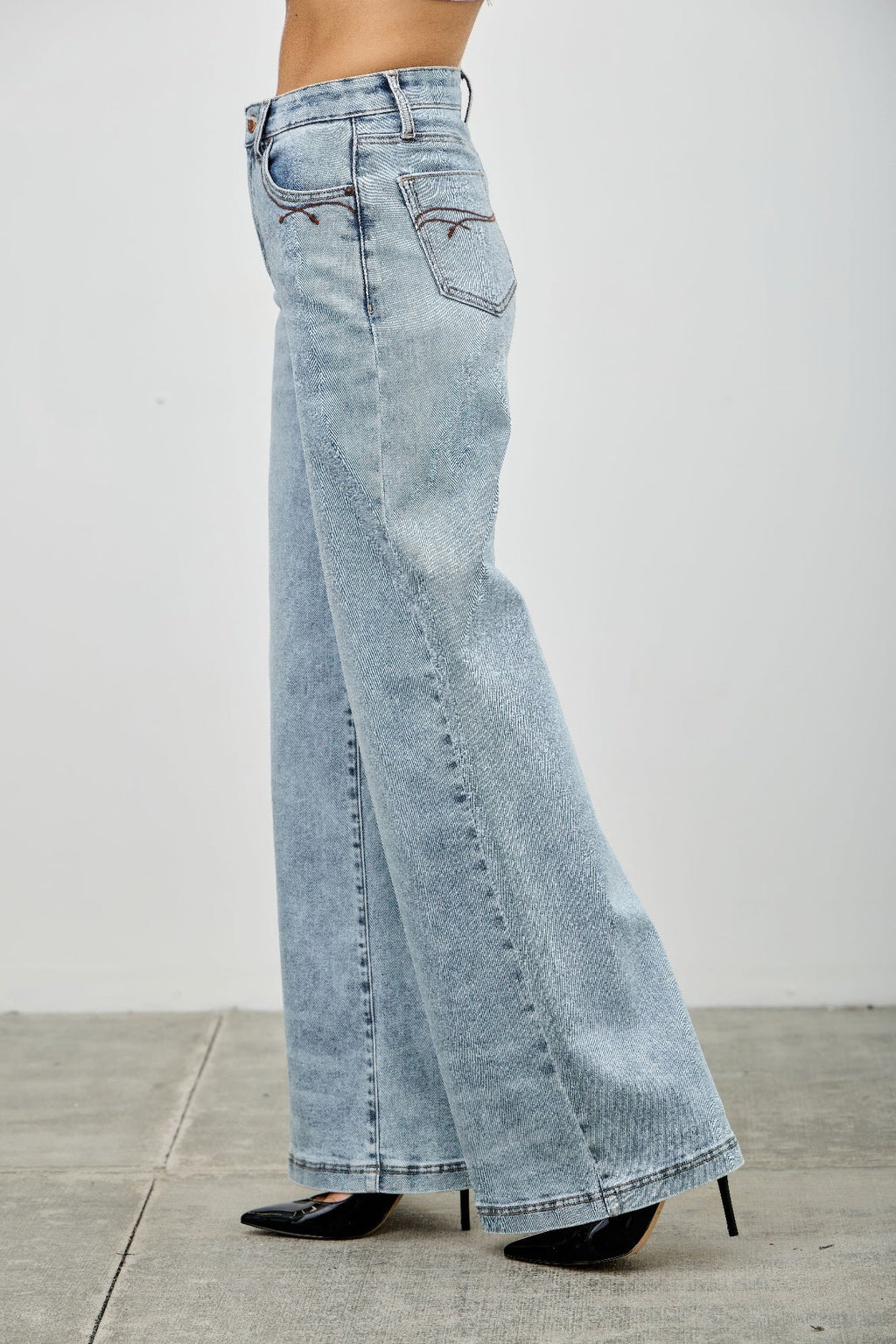 High Rise Wide Leg - H&A Outlet