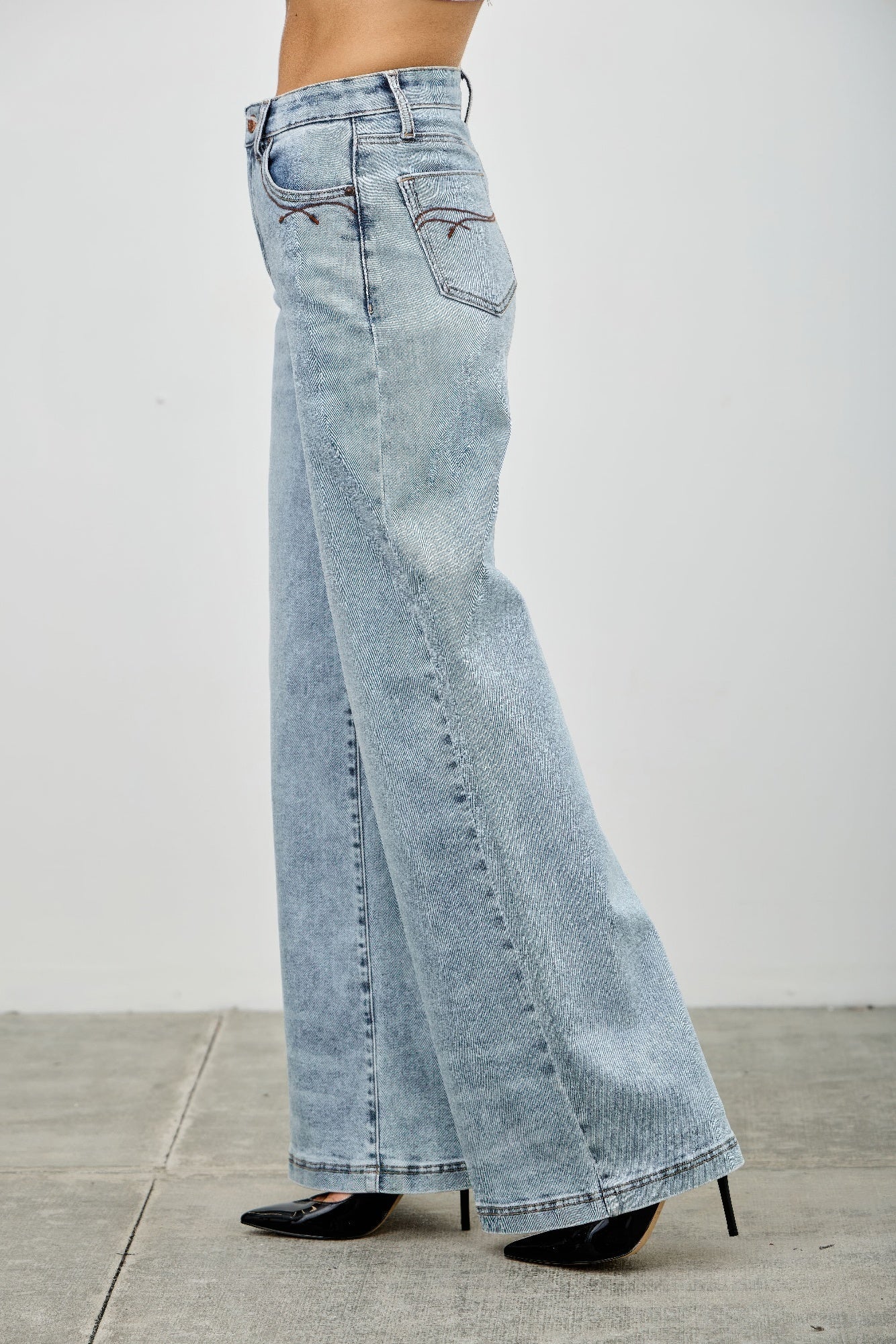 High Rise Wide Leg - H&A Outlet