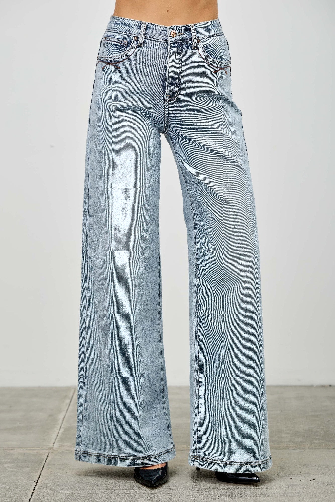 High Rise Wide Leg - H&A Outlet