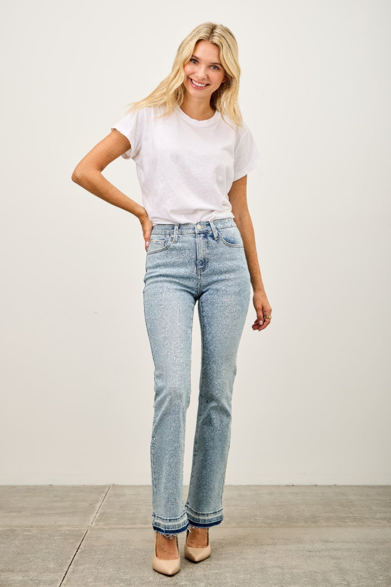 Mid Rise Flare With Released Hem - H&A Outlet