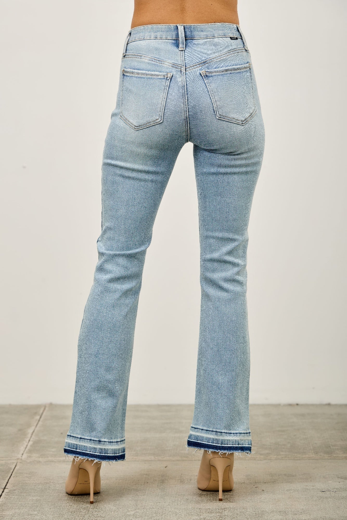 Mid Rise Flare With Released Hem - H&A Outlet