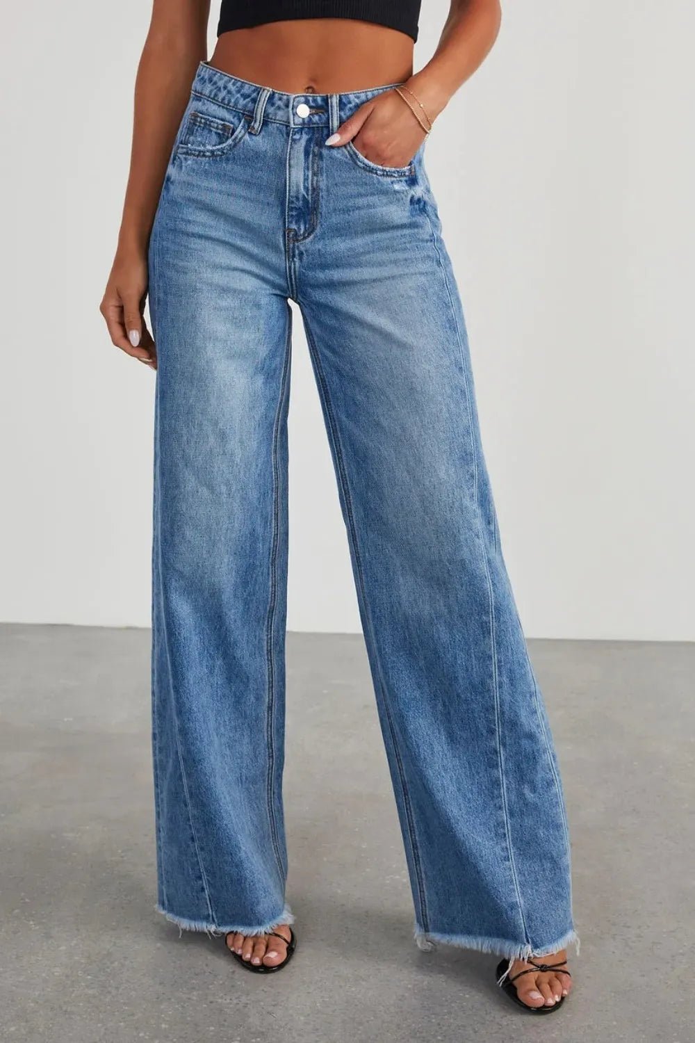Raw Hem Wide Leg Jeans with Pockets - H&A Outlet