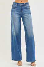 RISEN Slouchy Baggy Jeans with Pockets - H&A Outlet